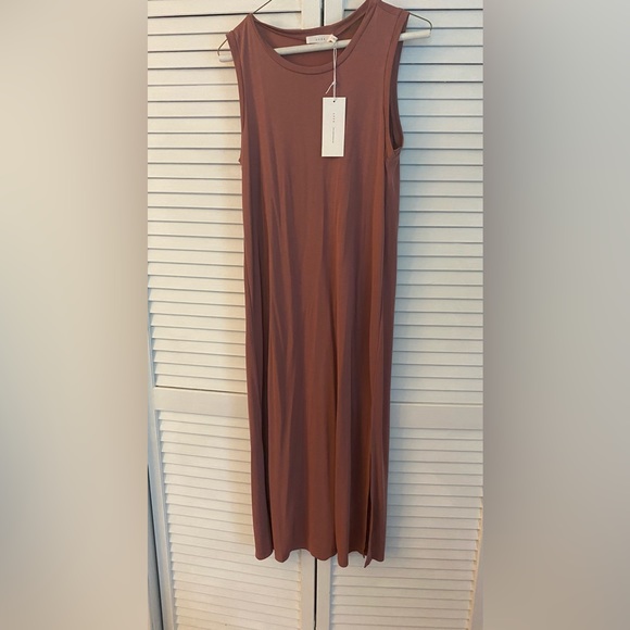 New with tags mauve maxi dress! - Picture 1 of 1